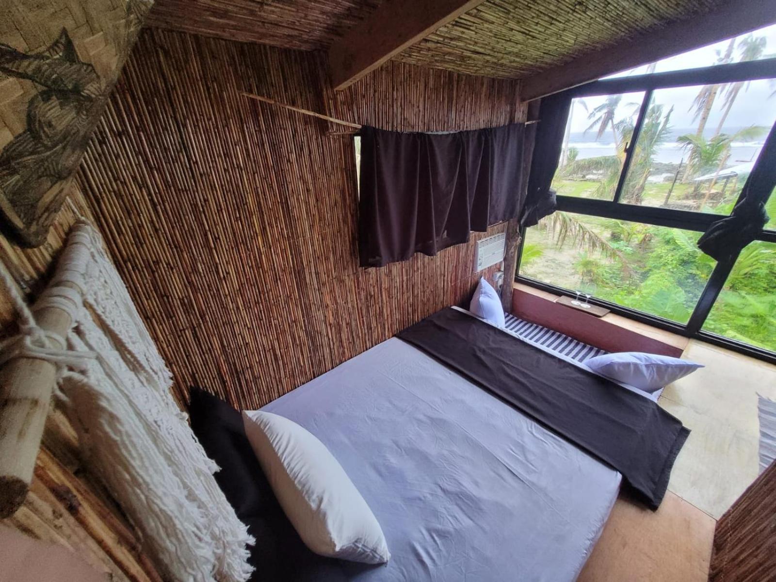 Tarzan'S House Hotel Хенерал Луна Екстериор снимка
