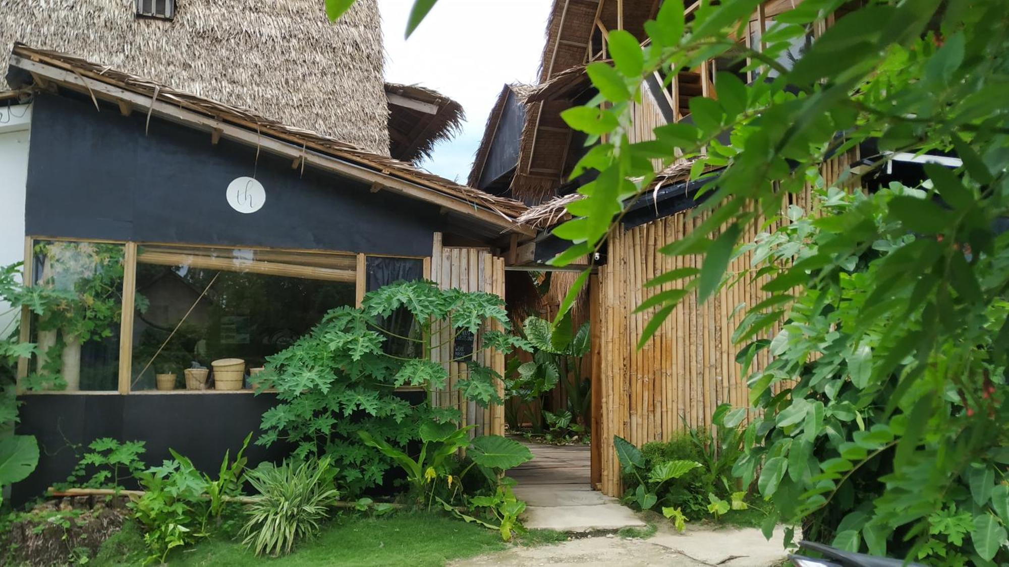 Tarzan'S House Hotel Хенерал Луна Екстериор снимка
