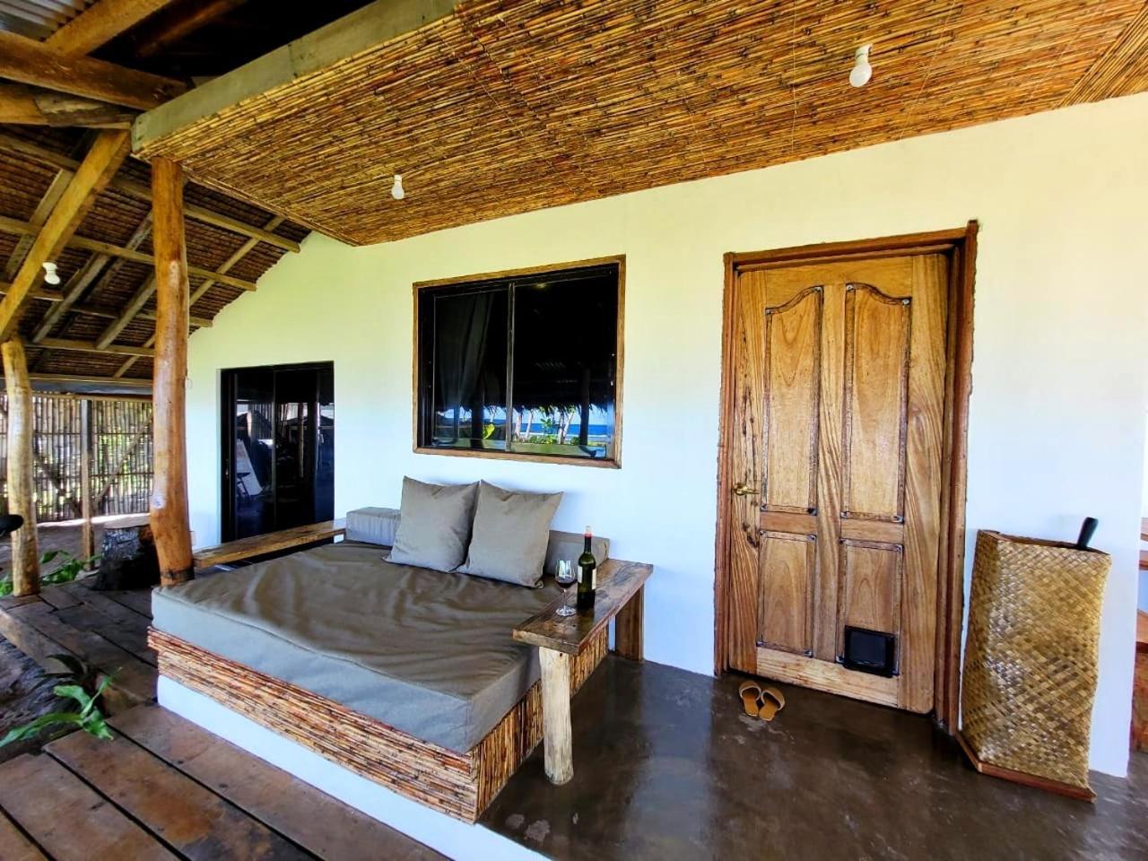 Tarzan'S House Hotel Хенерал Луна Екстериор снимка